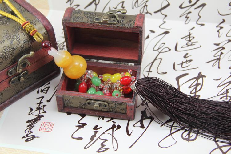 汽车挂件 水晶彩珠葫芦车饰 汽车内饰装饰用品 批发 厂家直销